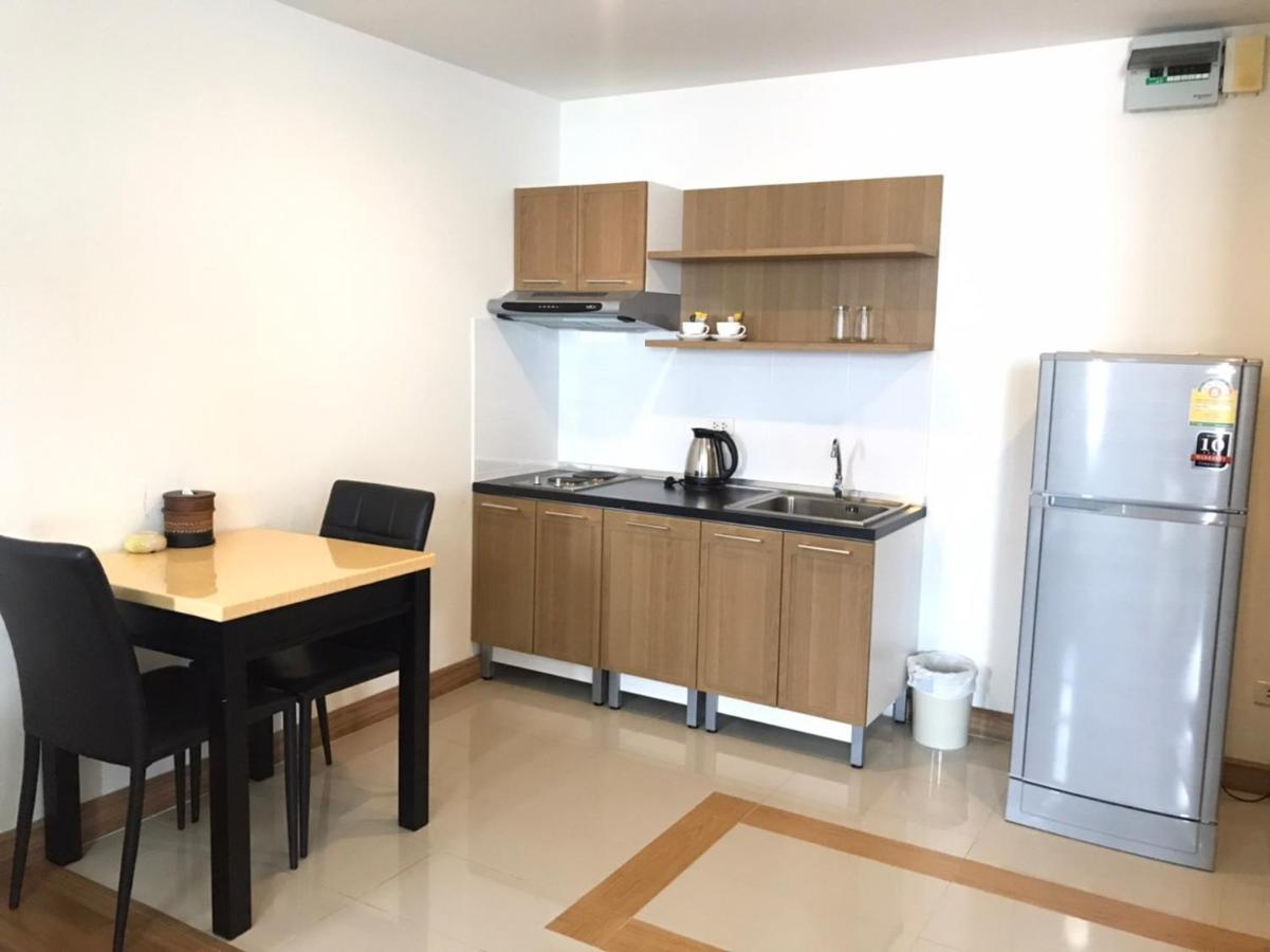 Winner Serviced Apartment Si Maha Phot Exterior photo