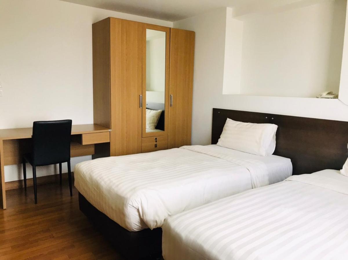 Winner Serviced Apartment Si Maha Phot Exterior photo