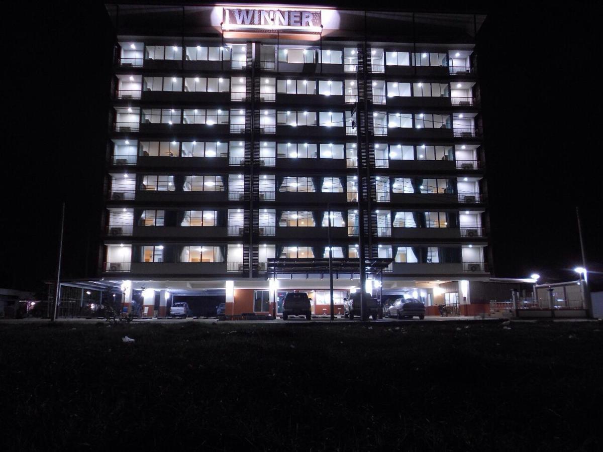 Winner Serviced Apartment Si Maha Phot Exterior photo