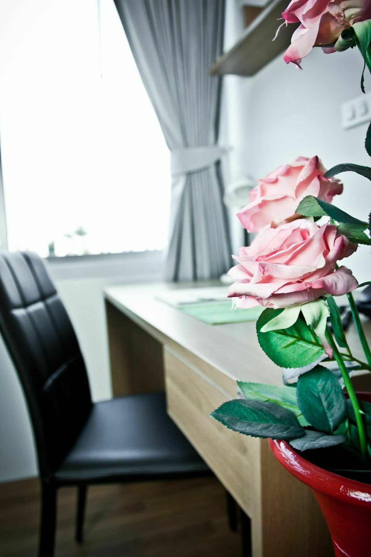 Winner Serviced Apartment Si Maha Phot Exterior photo
