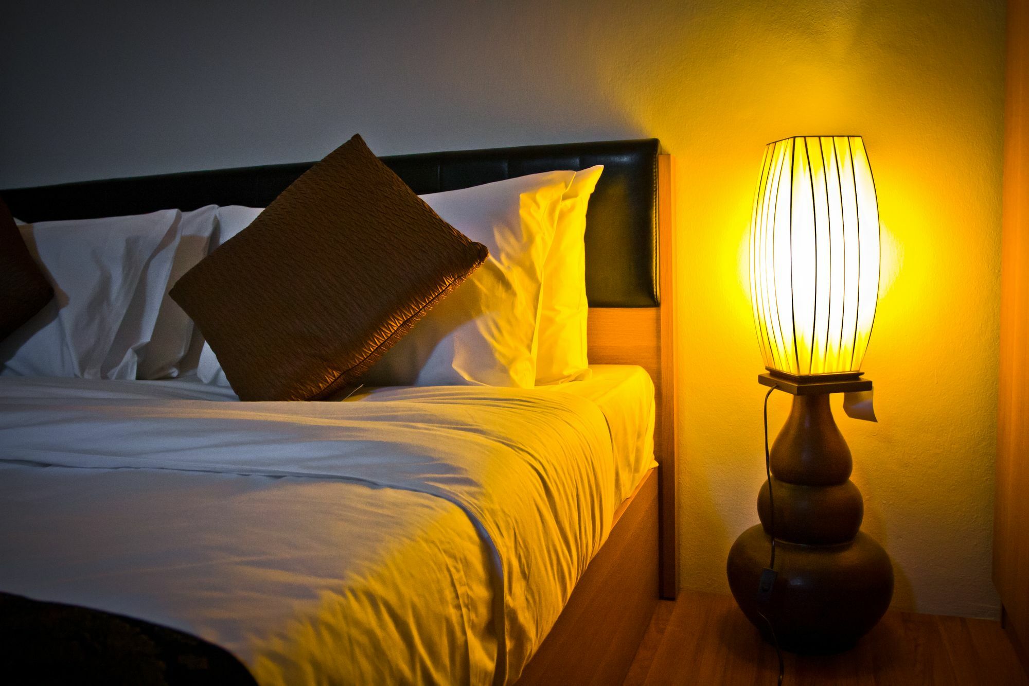 Winner Serviced Apartment Si Maha Phot Exterior photo
